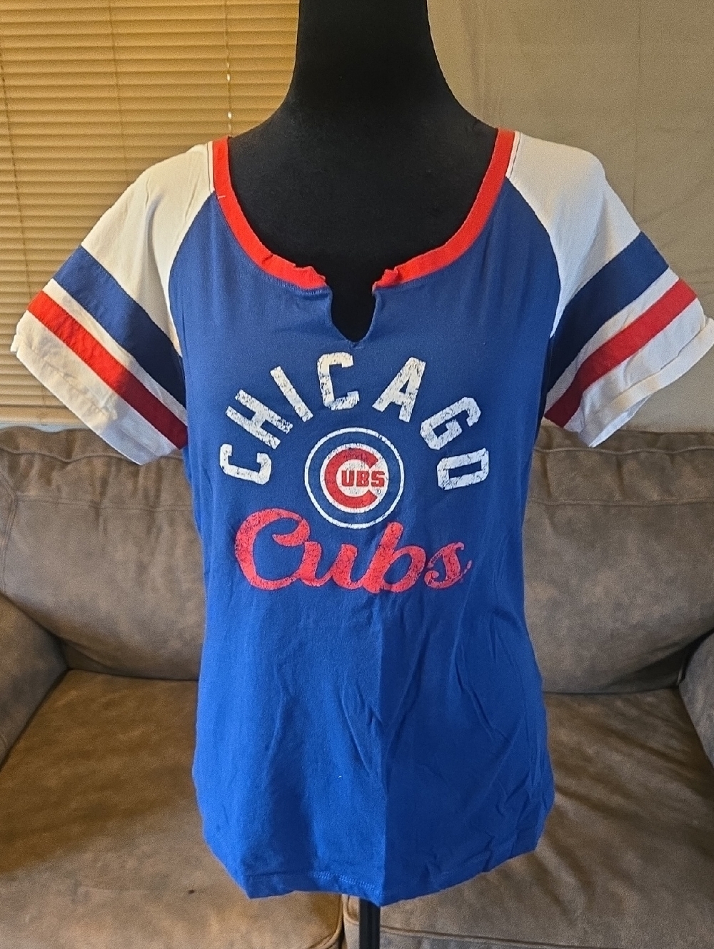 Genuine Merchandise Chicago Cubs Blue Red White Short Sleeve Tee